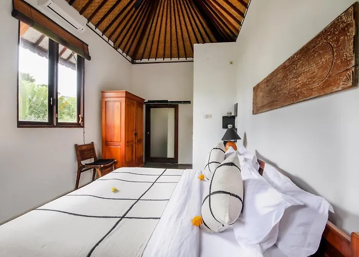 Malou Villa