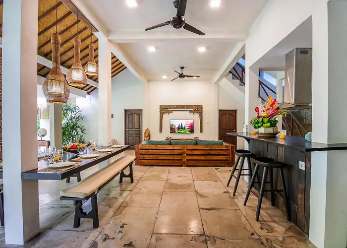 Malou Villa